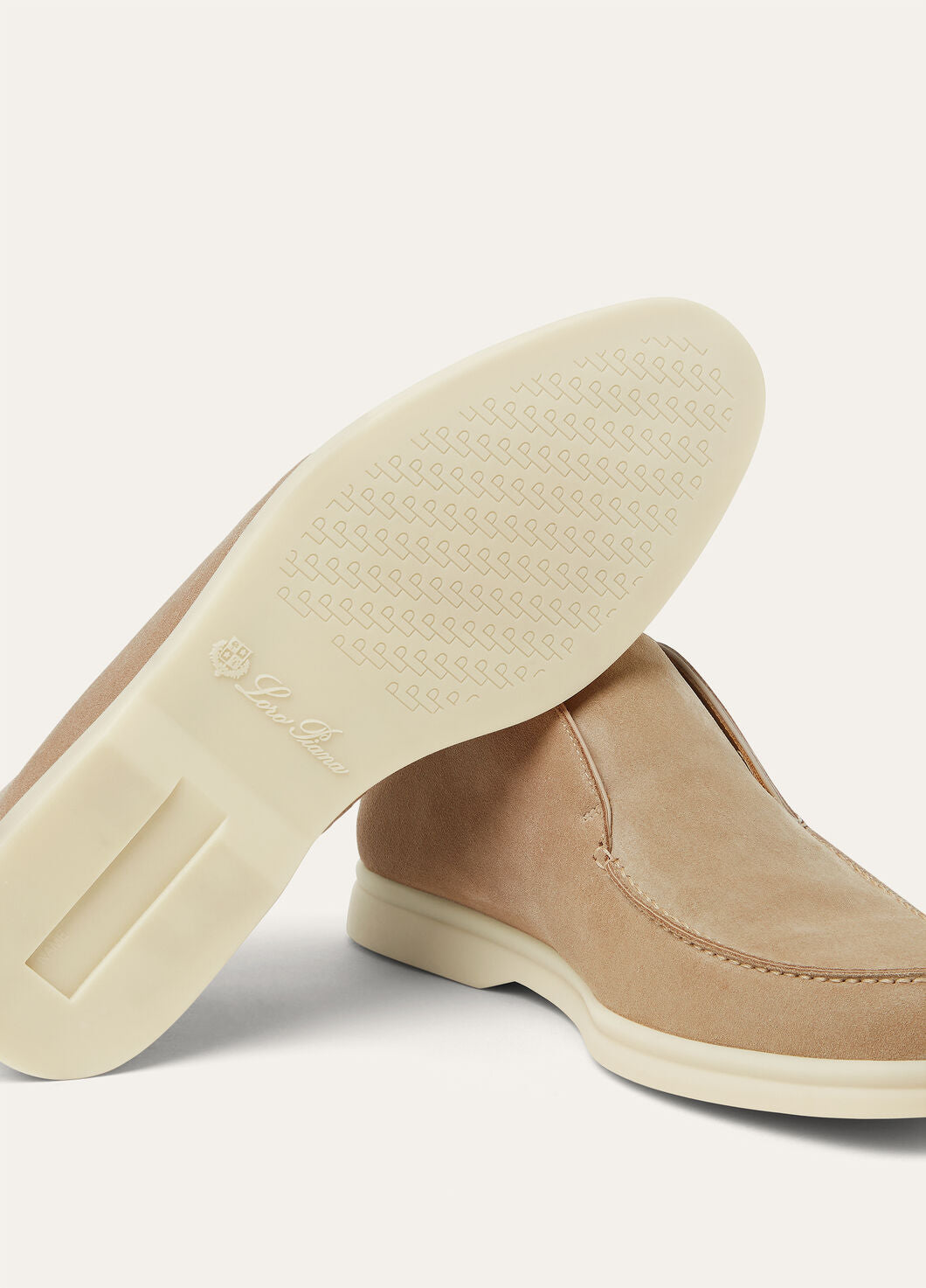 Open Walk Polacchini in suede leather in Sandstone