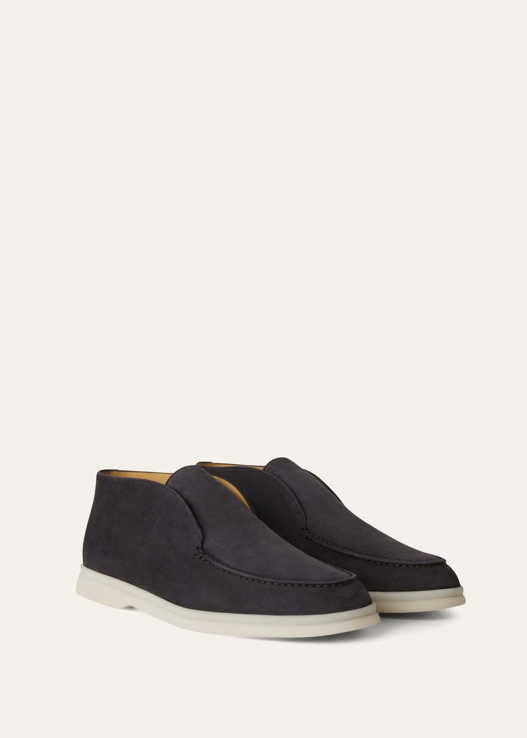 Open Walk Polacchini in suede leather in Caviar