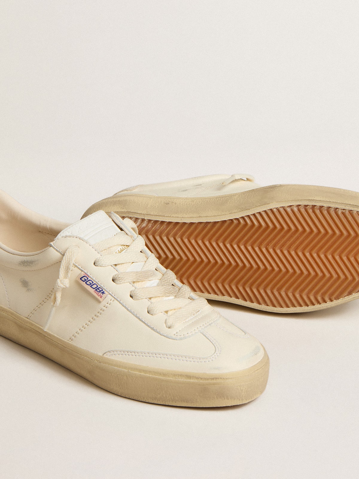 Soul Star in white nappa leather with white leather heel piece