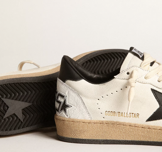 Ball Star in white nappa leather with black star