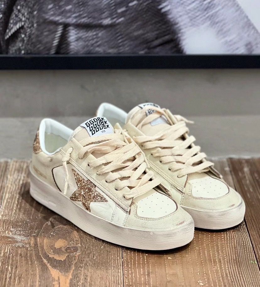 Ball Star sneakers with golden glitter accents