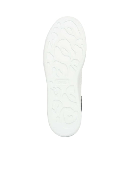 SNEAKERS elevated sole
