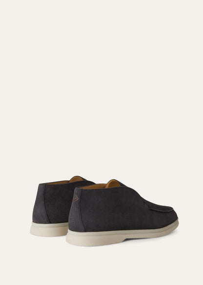 Open Walk Polacchini in suede leather in Caviar