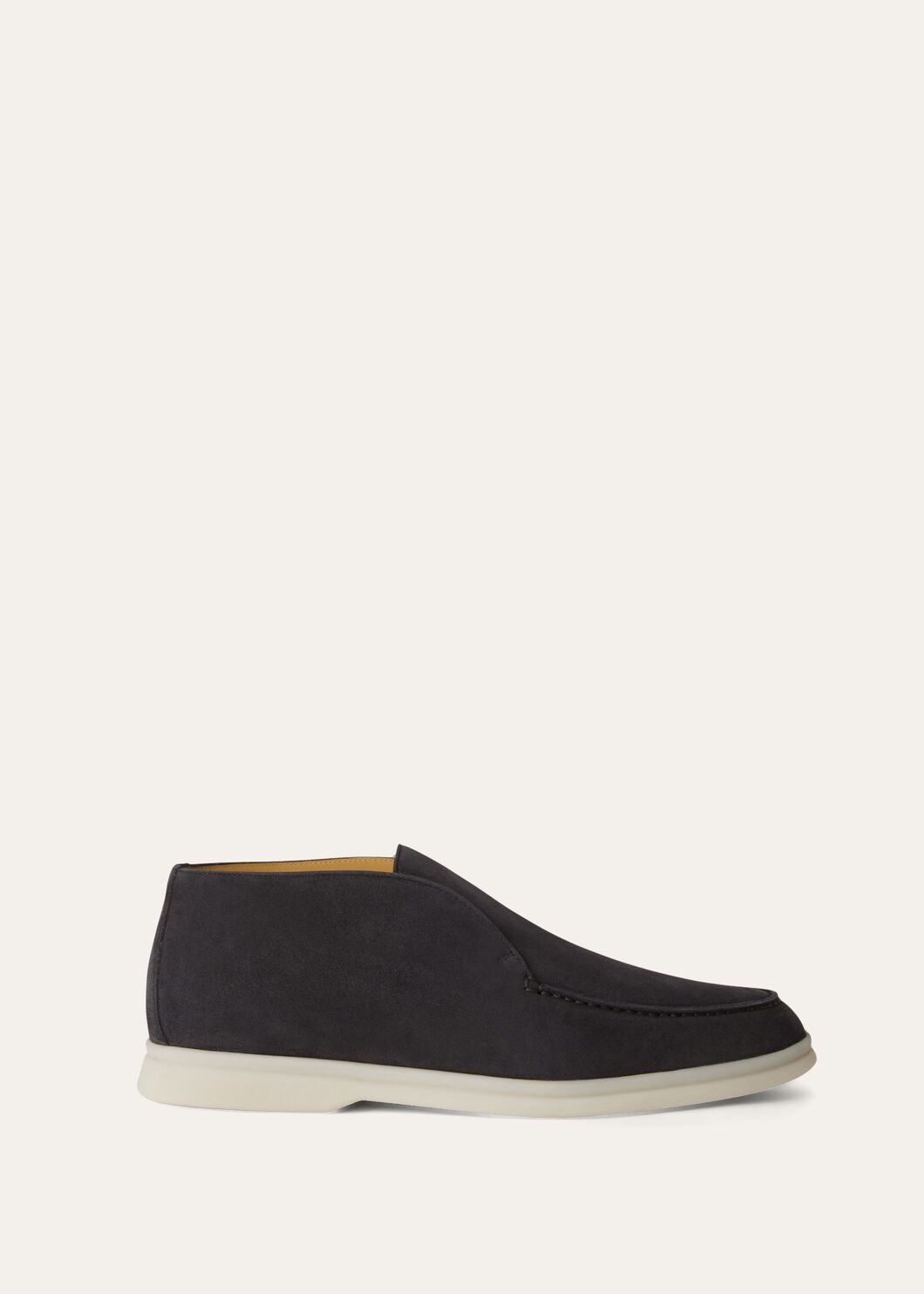 Open Walk Polacchini in suede leather in Caviar